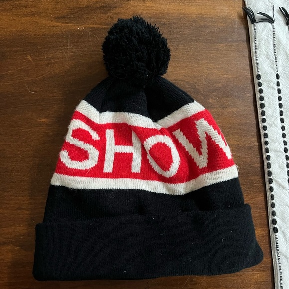 Gongshow Toque with Pom Pom - Picture 2 of 2